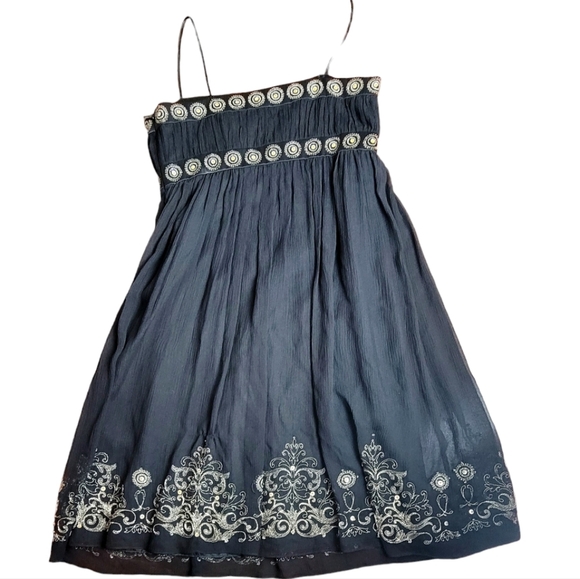 Maggie London Silk & Chiffon‎ Spaghetti Strap Gold Embroidered Baby Doll Dress - Picture 3 of 11